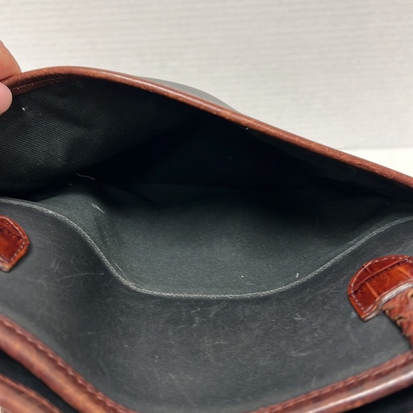 Brighton “Caroline” 2-Tone Leather Bucket Tote - Picture 4 of 11